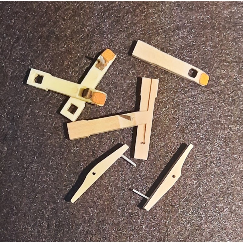 SAUTEREAUX SPERRHAKE